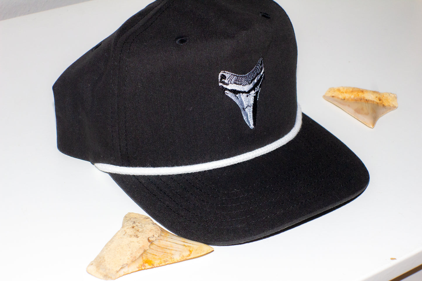 Meg Tooth Snap Back